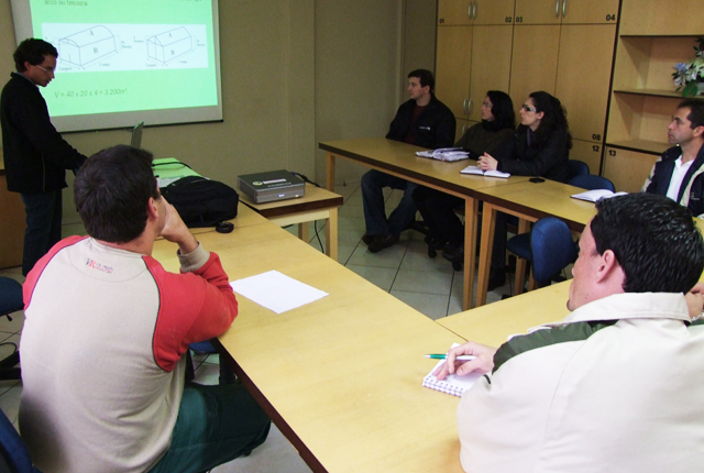 Orientações são fundamentais para comercialização de defensivos